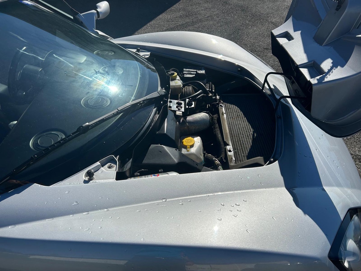 Opel Speedster 2.2 (147 ch)