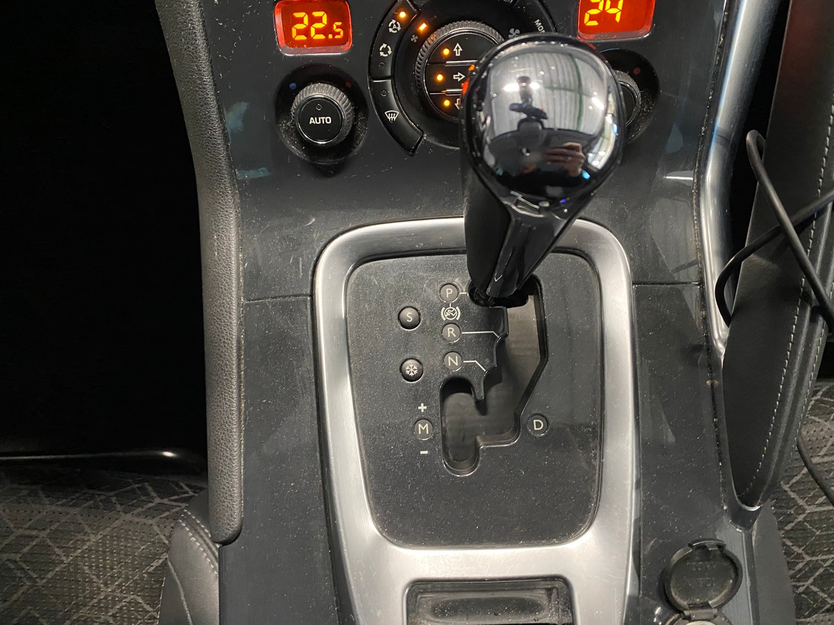 Peugeot 3008 1.6 BlueHDi 120ch EAT6 Allure