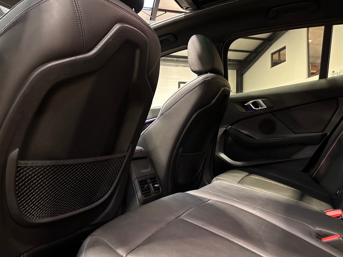 Bmw Série 1 F40 118d 150 cv M Sport BVA8 118 - 1ère Main FR - Toit ouvrant / Caméra / CarPlay