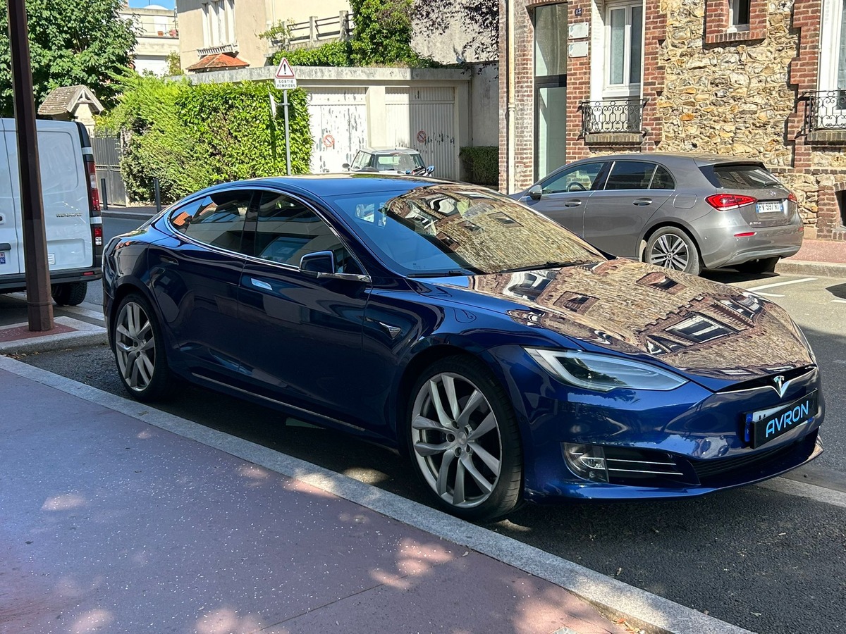 Tesla Model S DUAL MOTORS 612 CH 550 KMS AUTONOMIE FULL OPTIONS