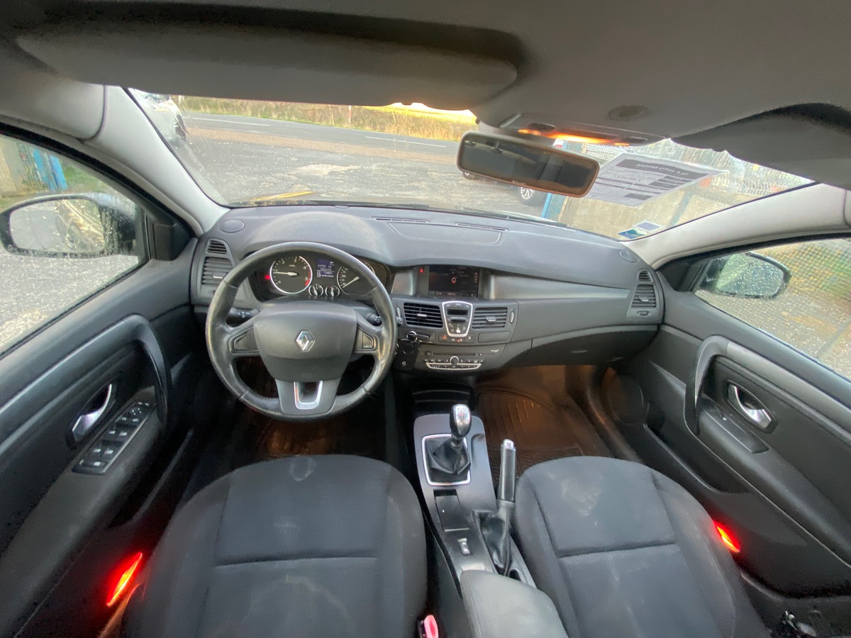 RENAULT Laguna estate 1.5 dci 110cv petit prix