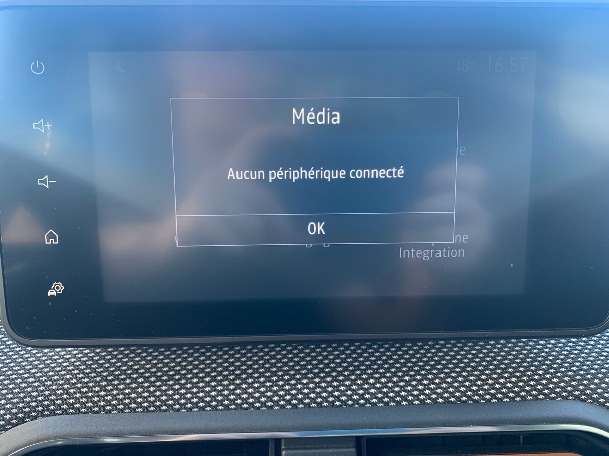 Dacia Sandero Stepway 90 ch | Confort | Régulateur vitesse | Intégration smartphone | Climatisation