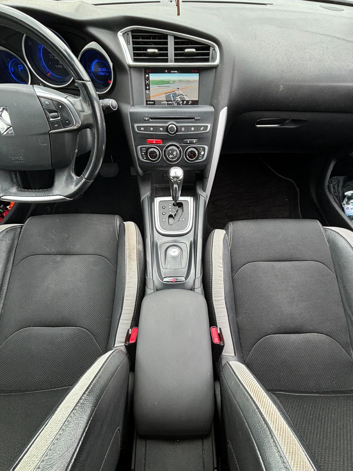 Citroën DS4 2.0 BLUEHDI 180 S&S SPORT CHIC EAT6 - Garantie 12 Mois