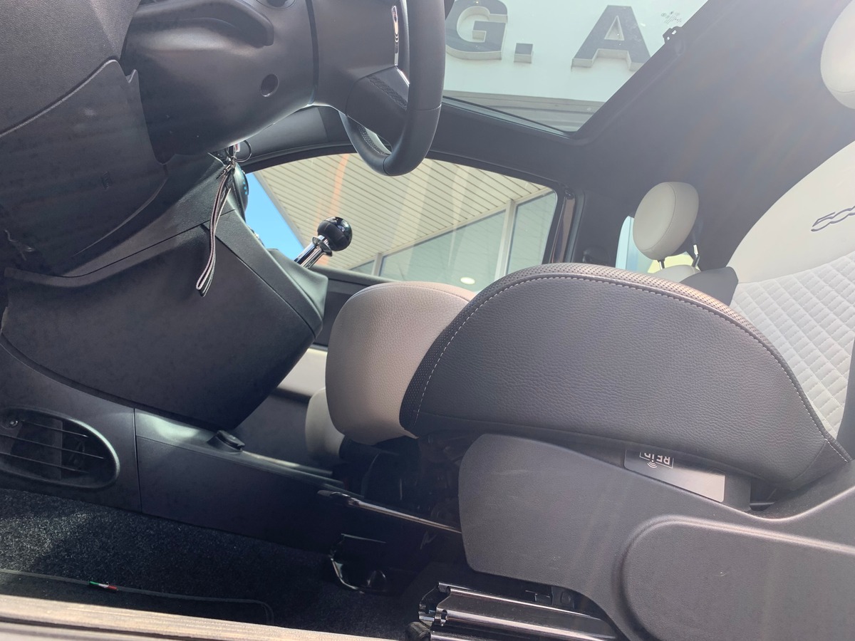 Fiat 500 70 chevaux | Dolcevita | Toit vitré | Régulateur de vitesse | Faible kilométrage