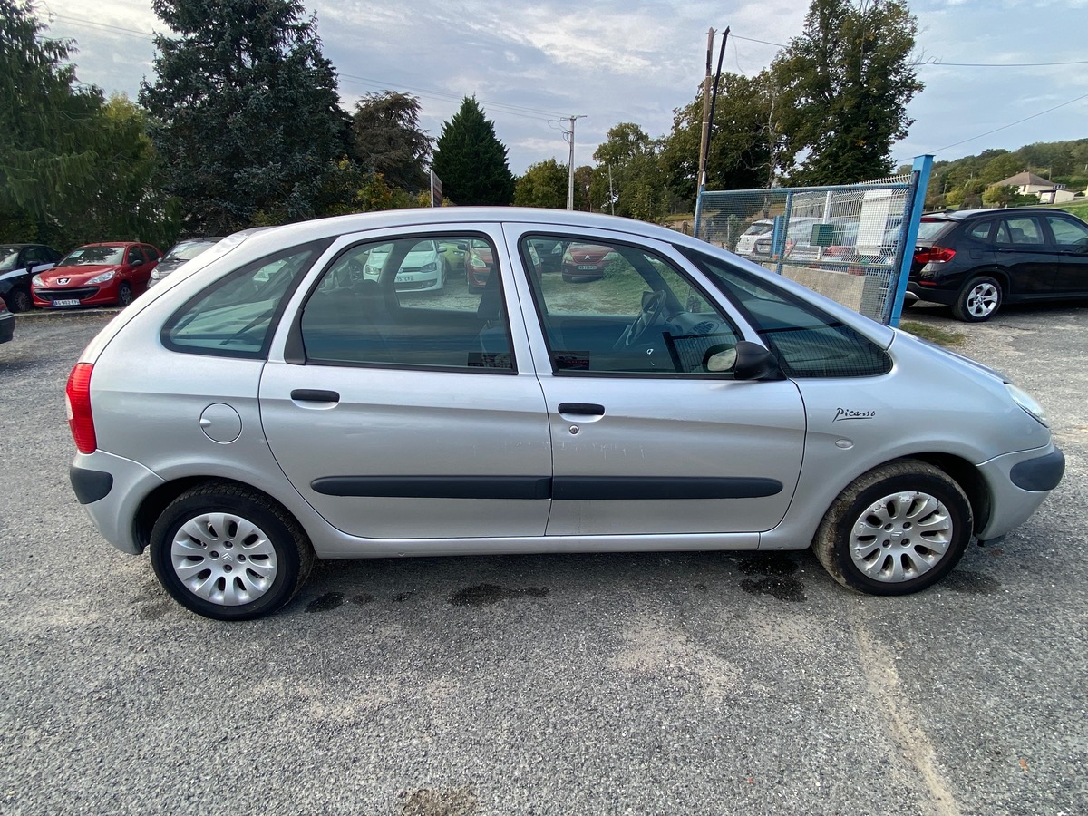 Citroën Xsara picasso 1.8i 115cv faibles km garantie 03 mois 115002km 