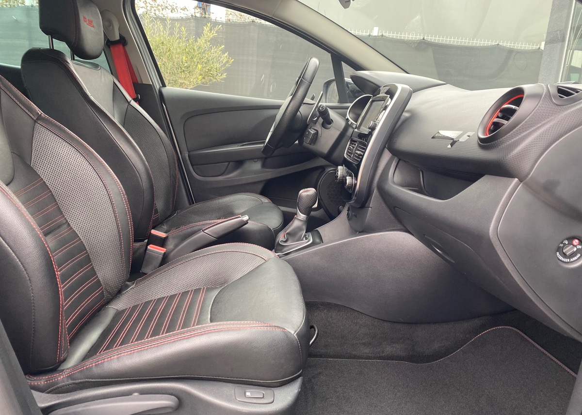 RENAULT Clio 4 RS CUP