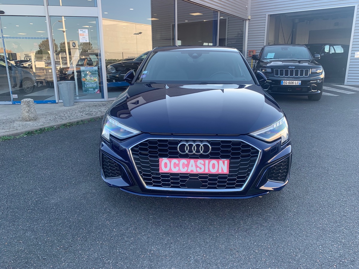 Audi A3 Sportback 150 ch | S-line | Affichage tête haute | Matrix LED clignotants dynamiques