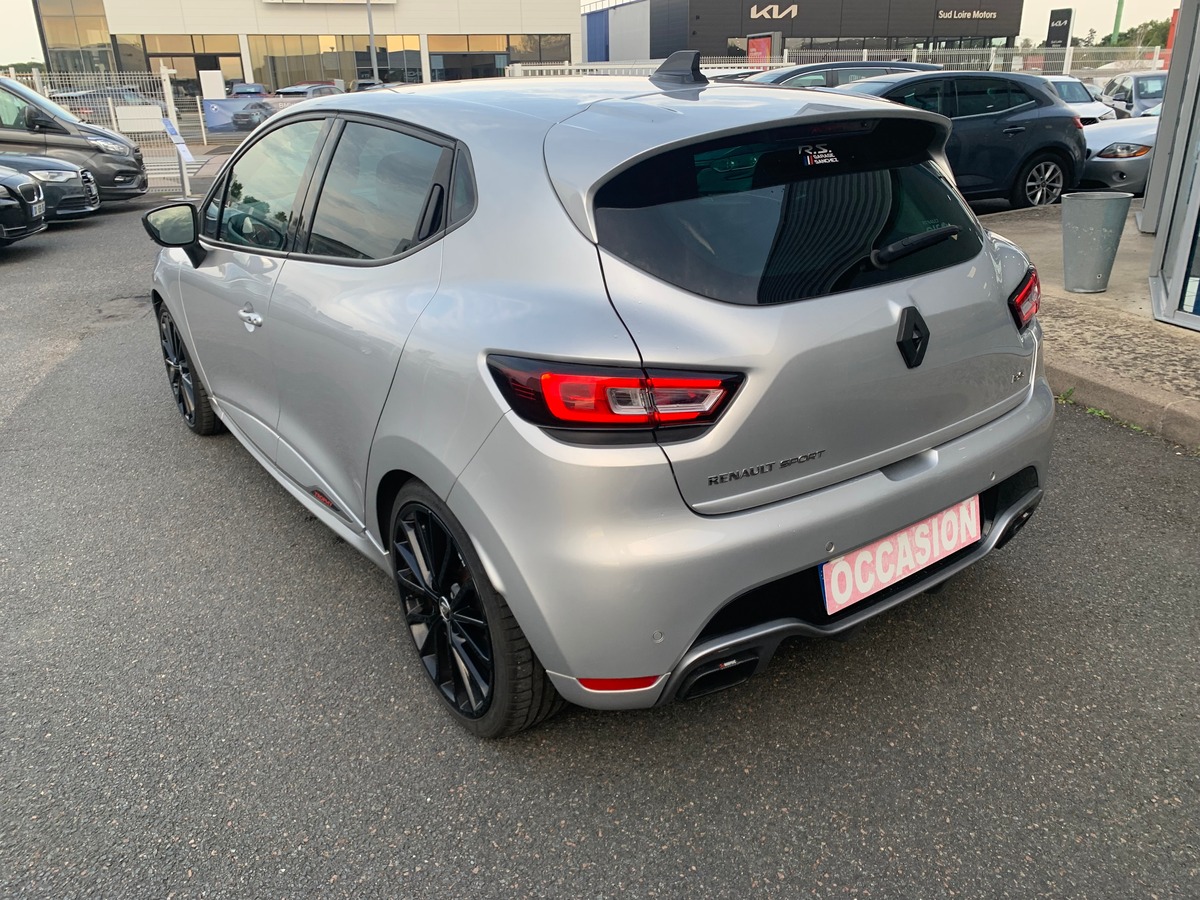 RENAULT Clio IV RS TROPHY | Caméra de recul | Stage 1 | Régulateur | GPS | Echappement Akrapovic