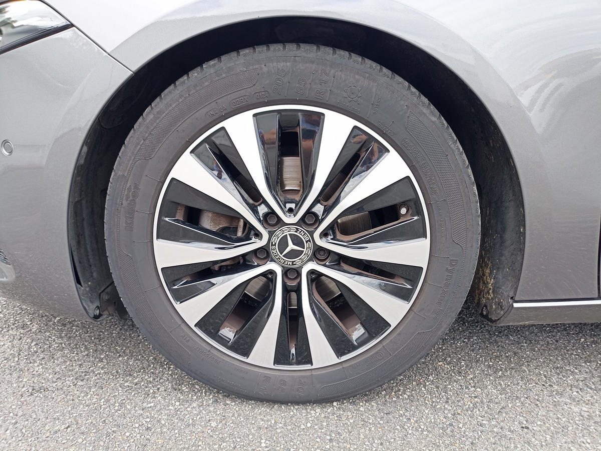 Mercedes-Benz Classe A A180 136 7G-DCT BUSINESS LINE