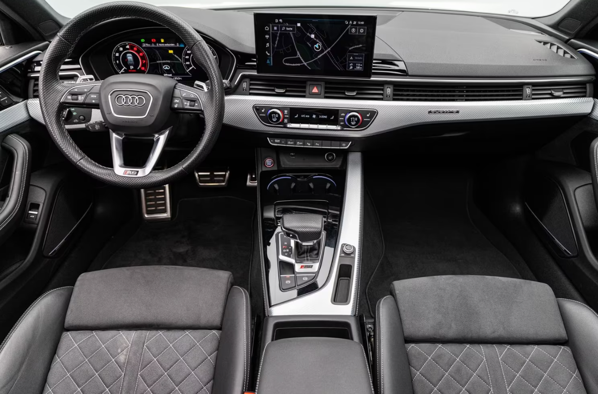 Audi RS4 V 2.9 V6 TFSI 450ch quattro tiptronic 8
