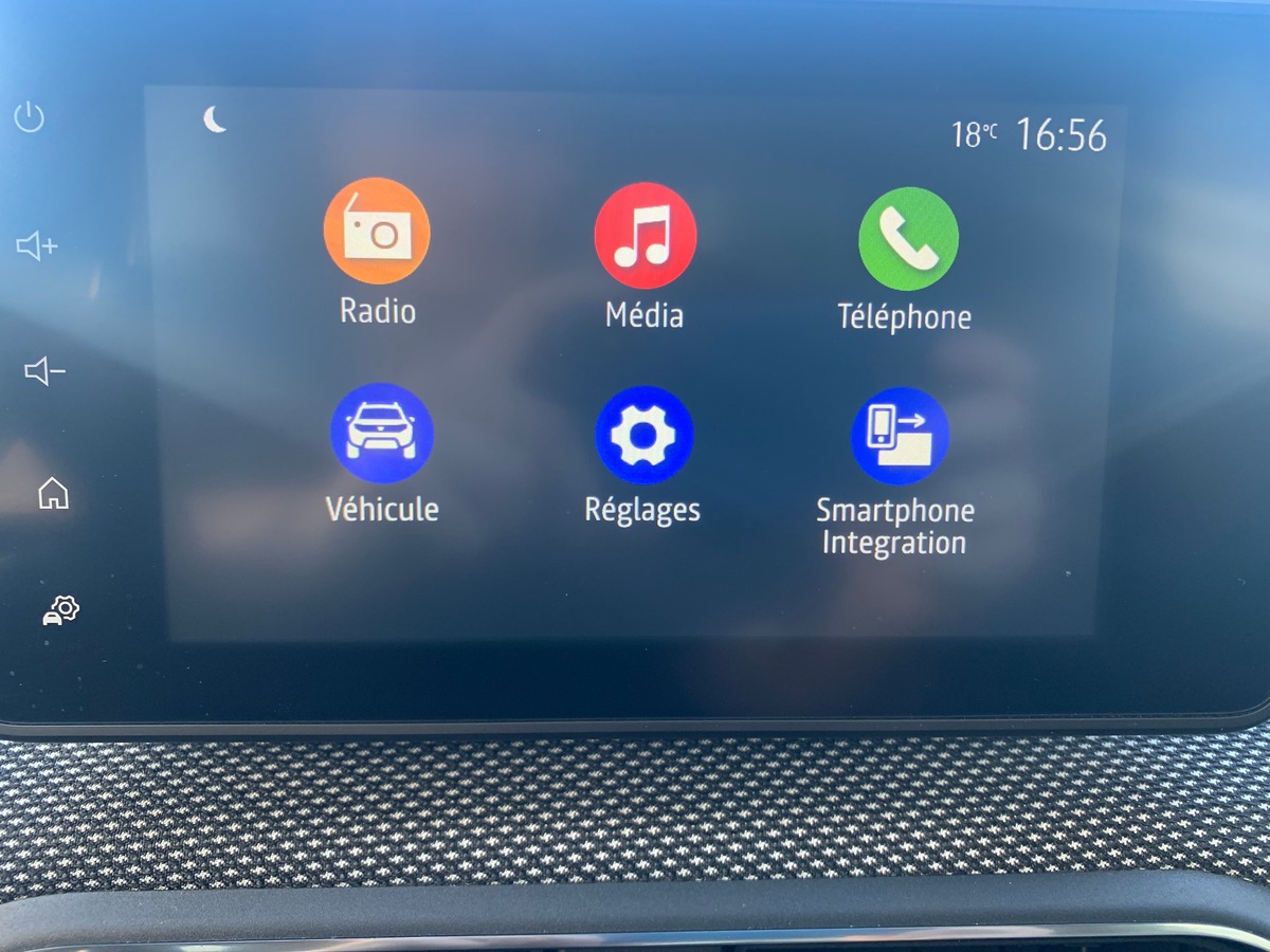 Dacia Sandero Stepway 90 ch | Confort | Régulateur vitesse | Intégration smartphone | Climatisation