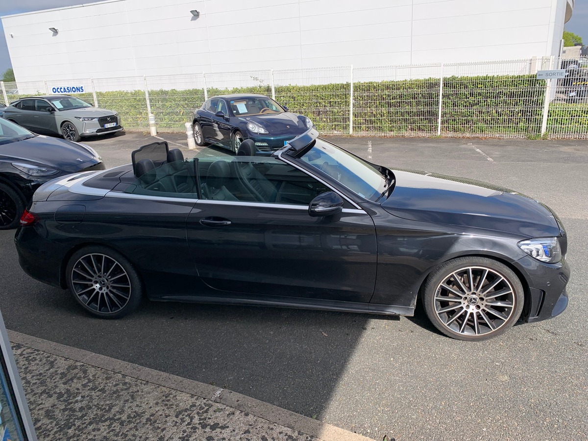 Mercedes-Benz Classe C Cabriolet 194 ch | AMG Line | Siéges électriques chauffants | Caméra de recul