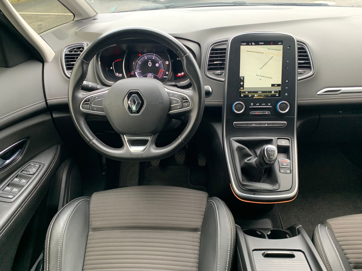 RENAULT Scenic INTENS | Système d'accès, démarrage sans clé | Caméra de recul | Phares avant LED