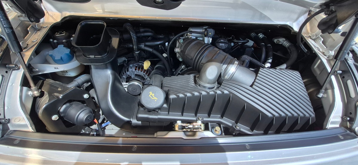 Porsche 911 TYPE 996.2 CARRERA 4S