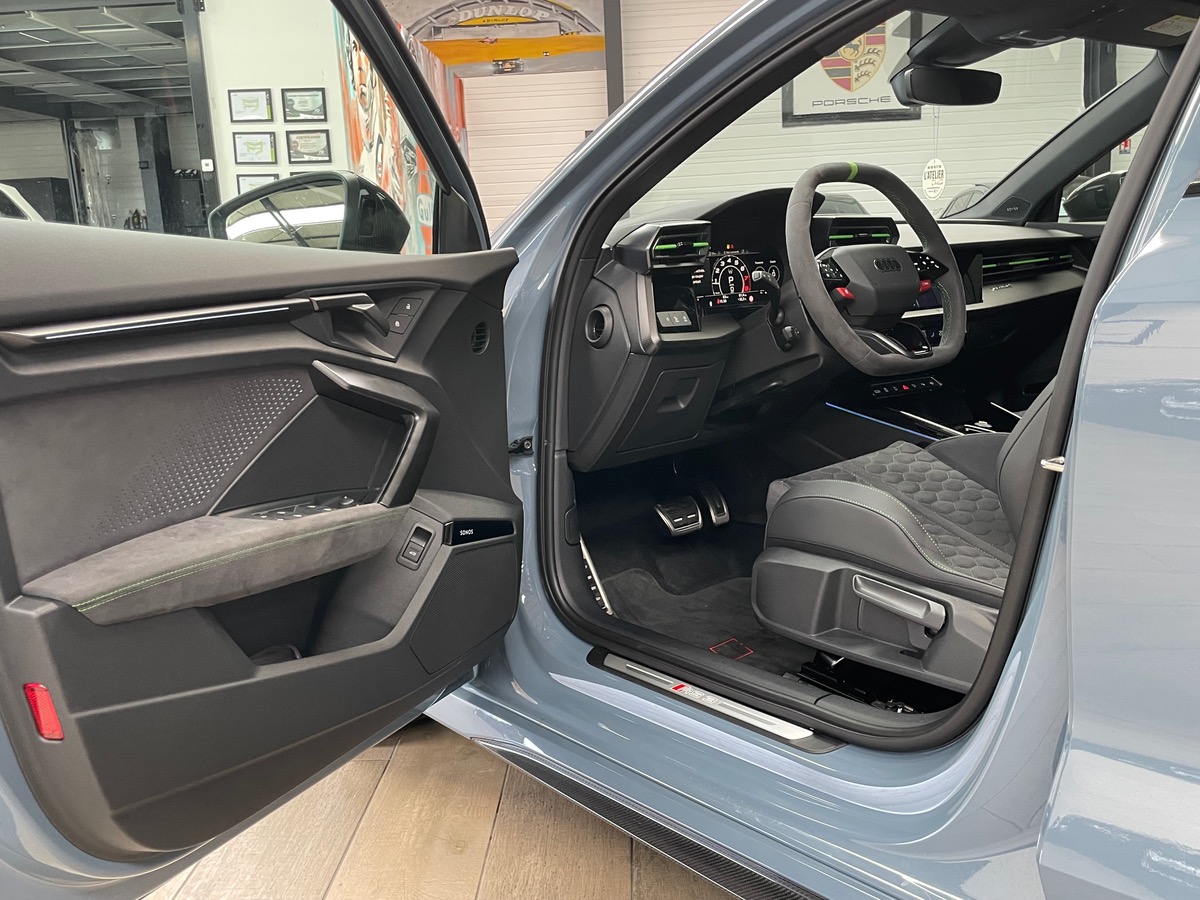 Audi RS3 Sportback 2.5 TFSI 400CV S TRONIC 7 QUATTRO - FACELIFT 2025 - NEUVE