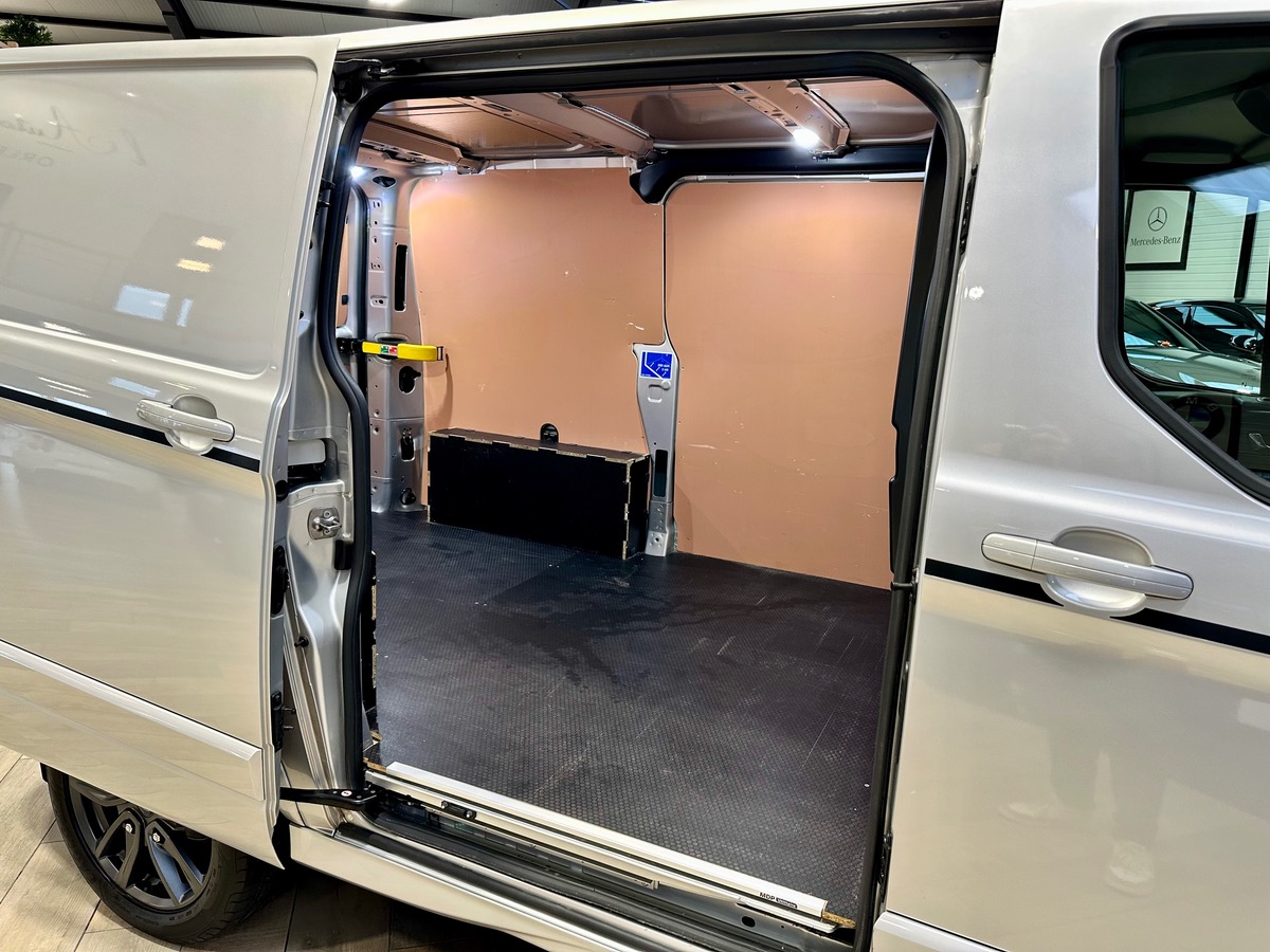 Ford Custom II (2) 290 L1H1 2.0 EcoBlue 185 BVA Sport