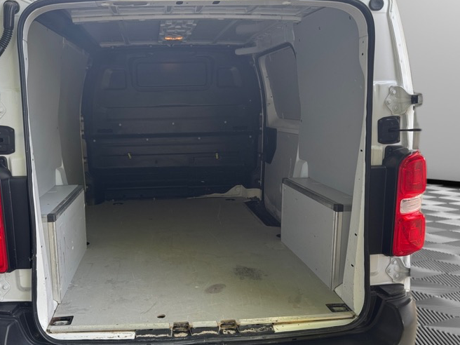 Peugeot Expert PREMIUM 120CV 1,5 BLUEHDI