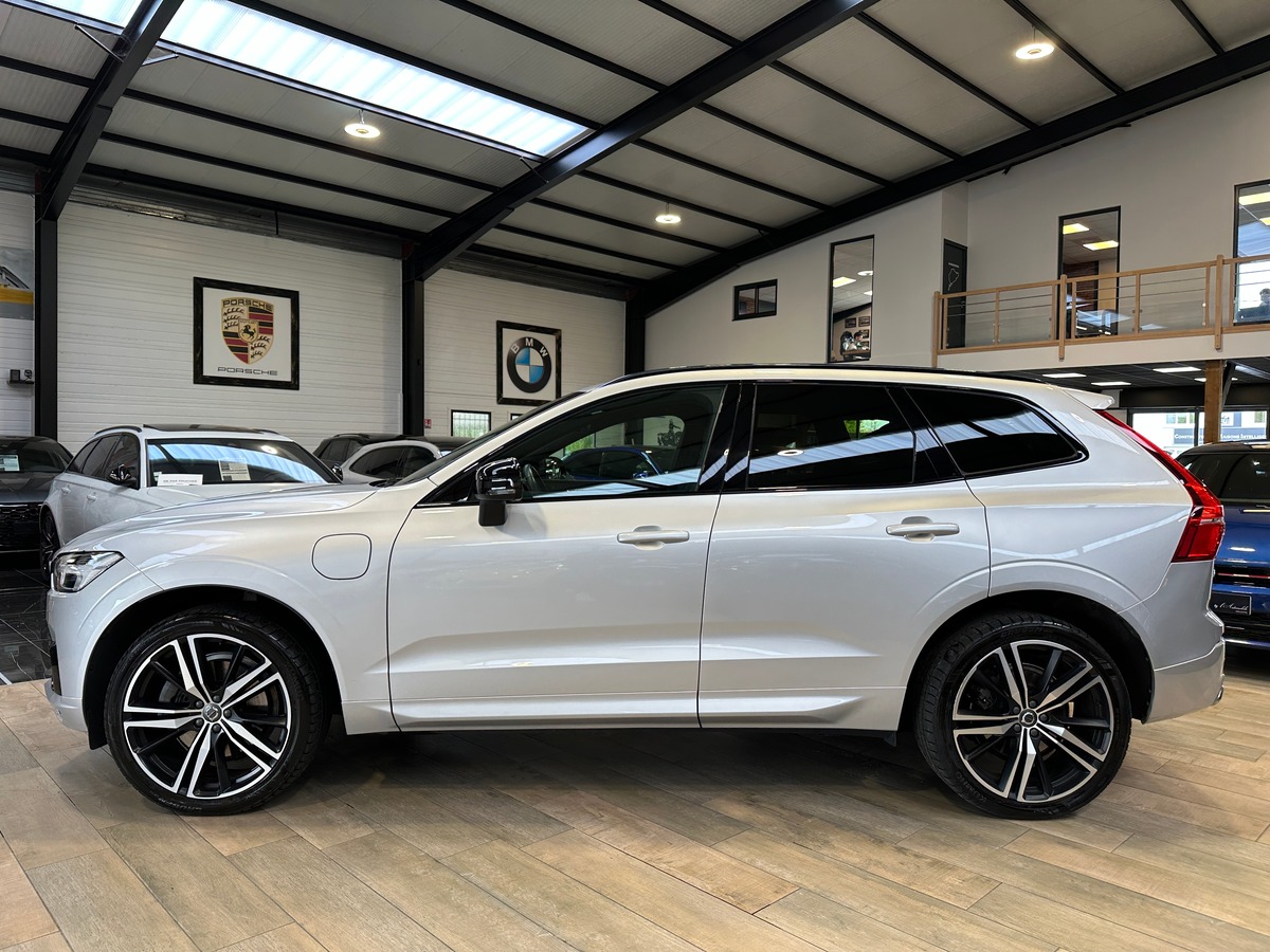 Volvo XC60 T8 R-Design 303 ch + 87 AWD Geartronic 8 / Attelage / Toit Ouvrant / Hifi HK