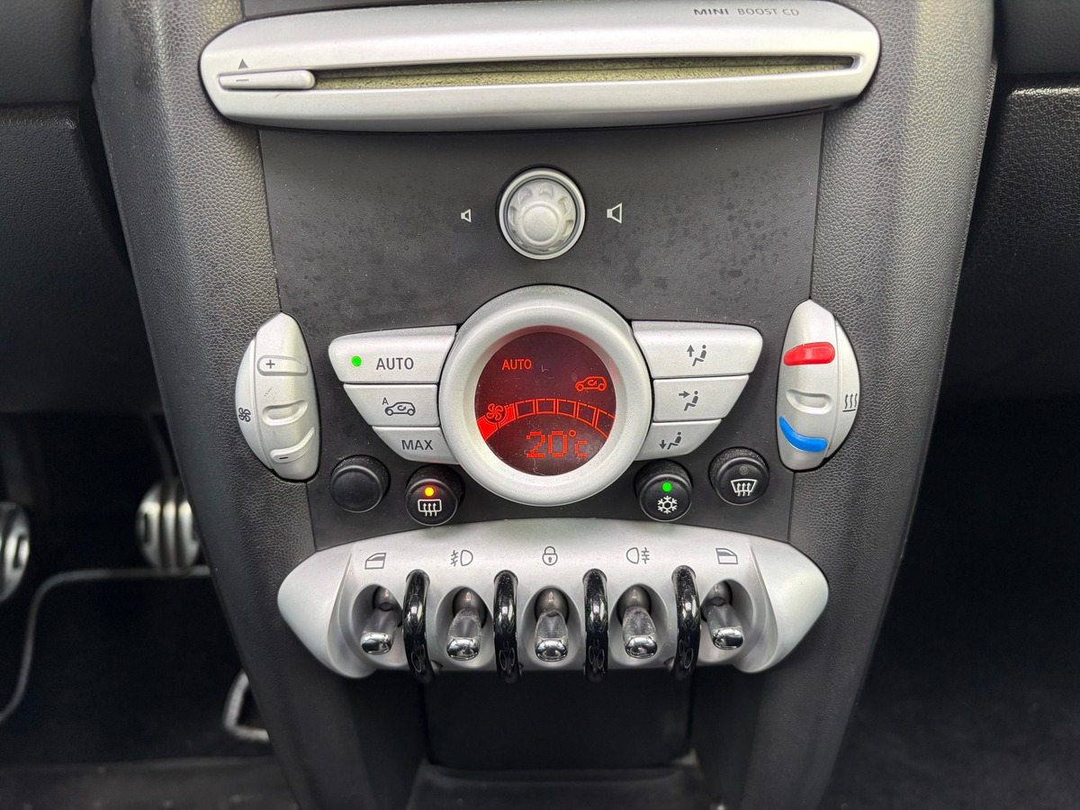 Mini Mini 2 (R56) Cooper S 1.6 i Turbo 175cv MOTEUR A CHAINE - TOIT OUVRANT - CLIM AUTO