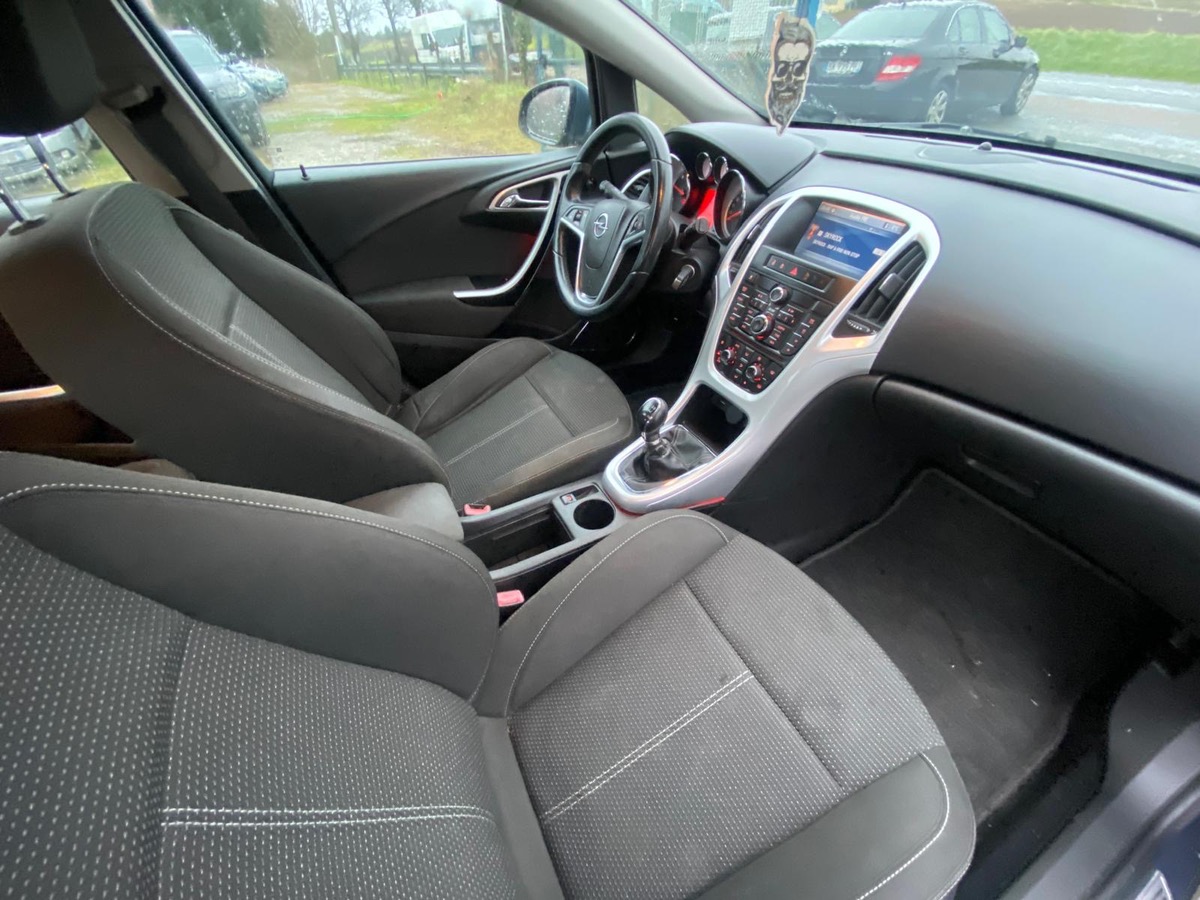 Opel Astra 1.7 cdti 110cv luxe