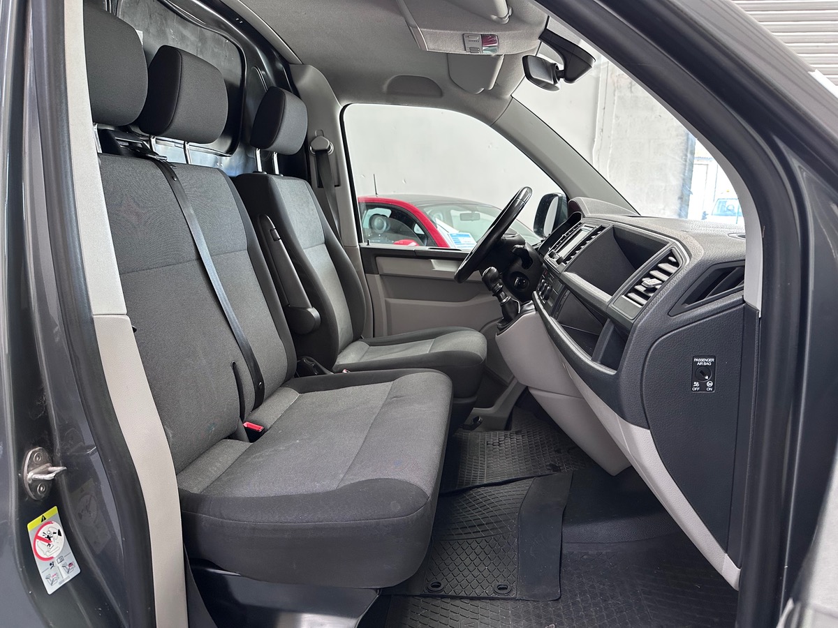 Volkswagen Transporter VI T6 2.0TDI 150 L1H1
