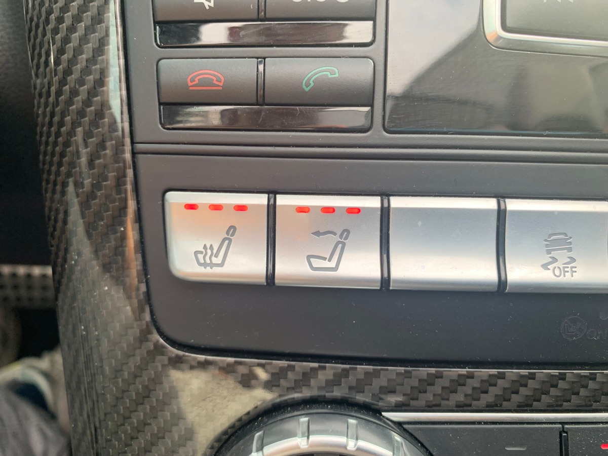 Mercedes-Benz Classe SLK 250 | 204 ch | GPS | Cuir | Siéges chauffants | Climatisation | Bluetooth