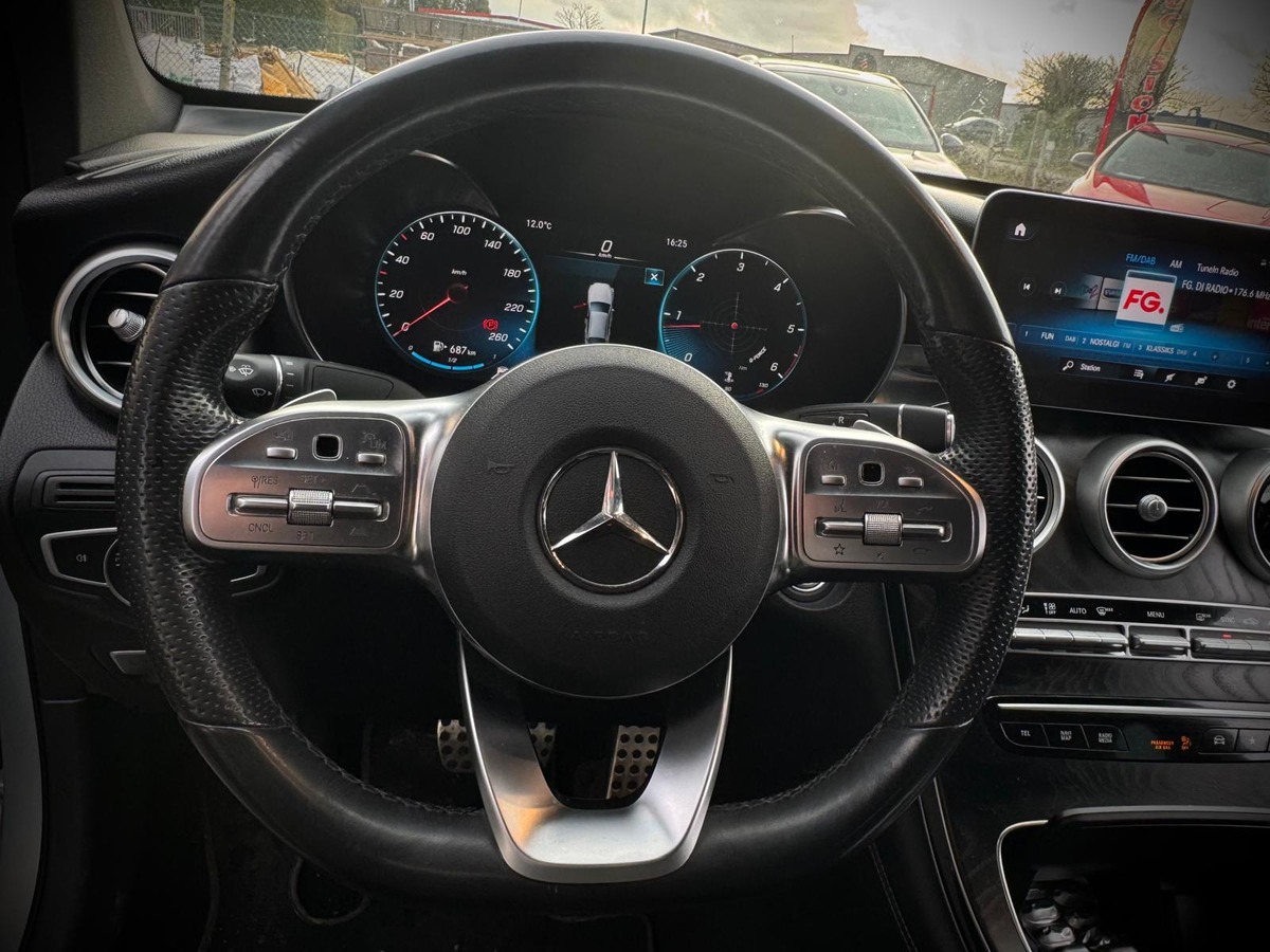 Mercedes-Benz GLC Coupé 300d 245 AMG Line