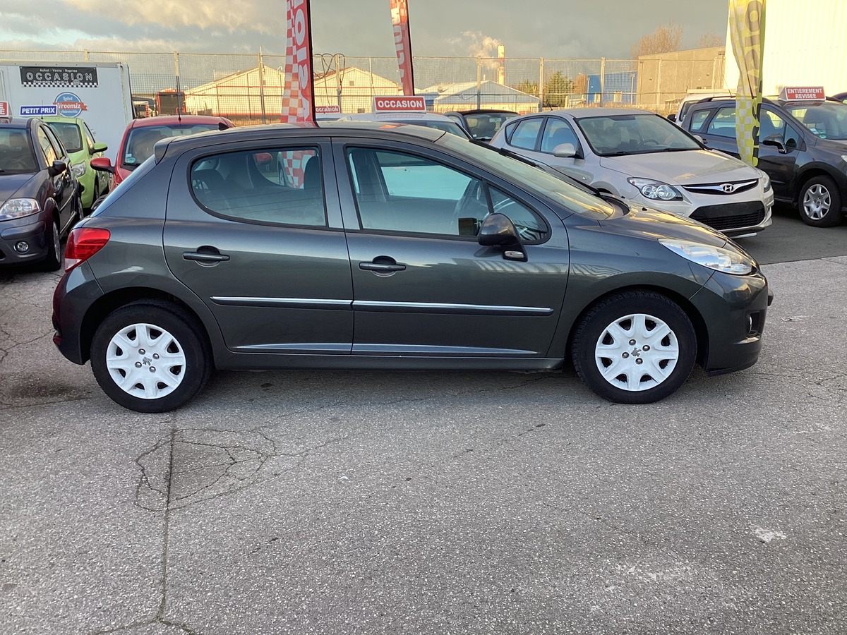 Peugeot 207 1.4 VTI Tendance