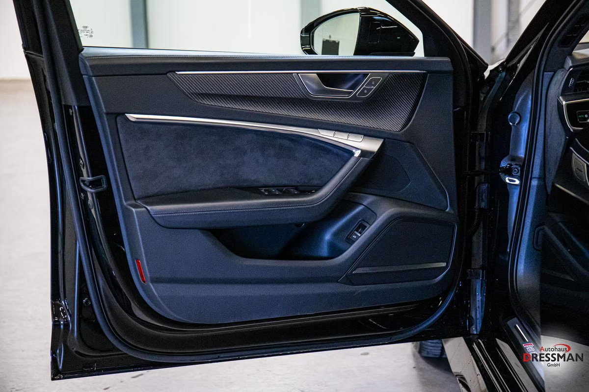 Audi RS6 Avant 4.0 V8 TFSI 600ch quattro tiptronic/B&O/Prep attelage/Caméra 360