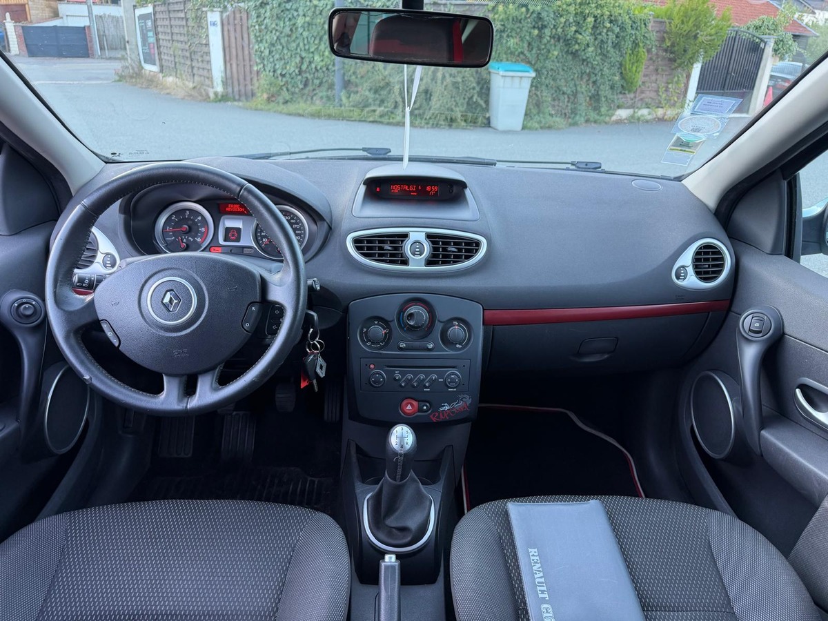 RENAULT Clio III 1.5 DCI 70 RIP CURL 5 Portes- Distribution neuve- Garantie