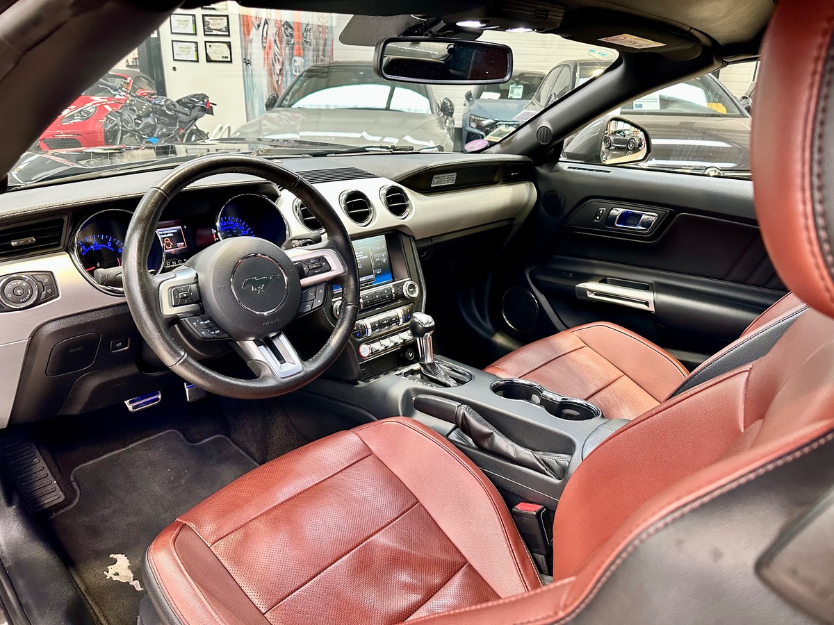 Ford Mustang GT Cabriolet 5.0 V8 421 BVA6 FR a