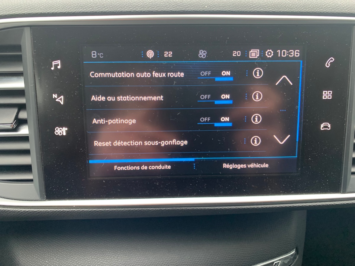 Peugeot 308 SW 130 ch | Allure | Régulateur vitesse | Mirror Screen | Attelage | Radars stationnement