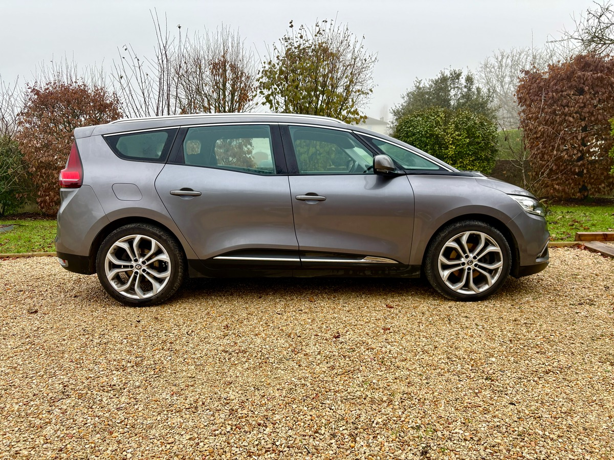RENAULT Grand Scenic dci 110 ENERGY 7places
