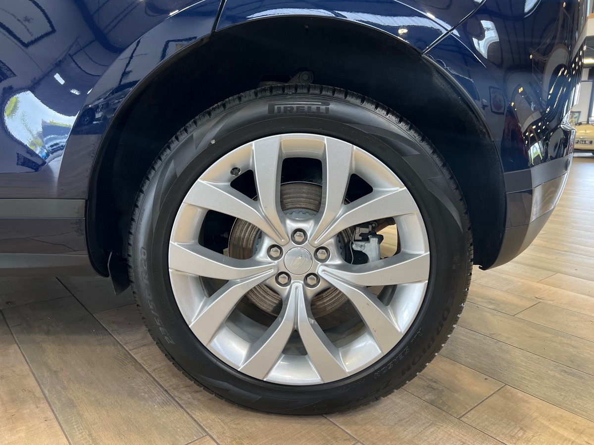 Land-Rover Range Rover Evoque II P300e PHEV 309 AWD BVA8 SE /ATTELAGE ELECTRIQUE/