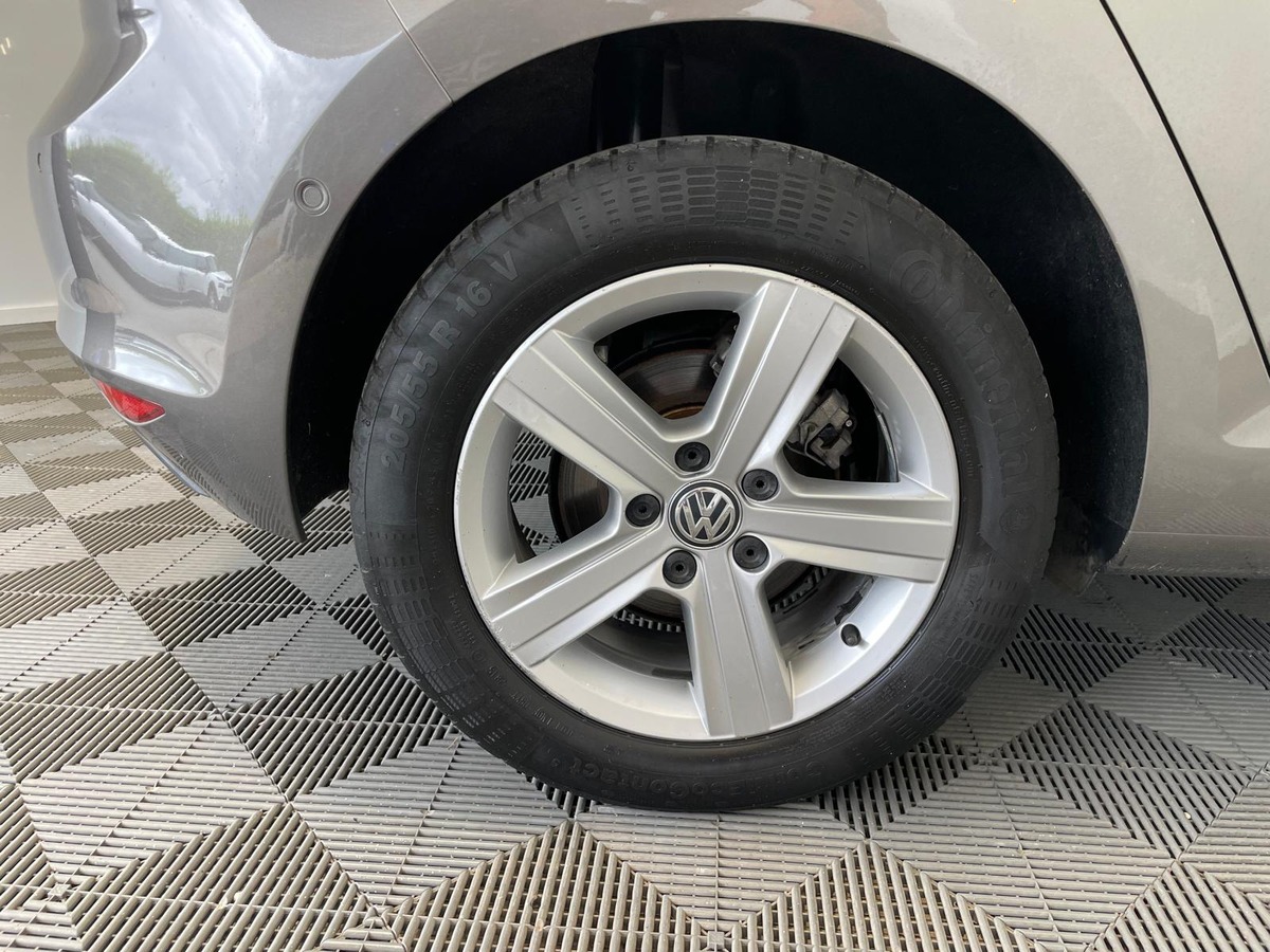 Volkswagen Golf 1.6 TDI  110  CARAT