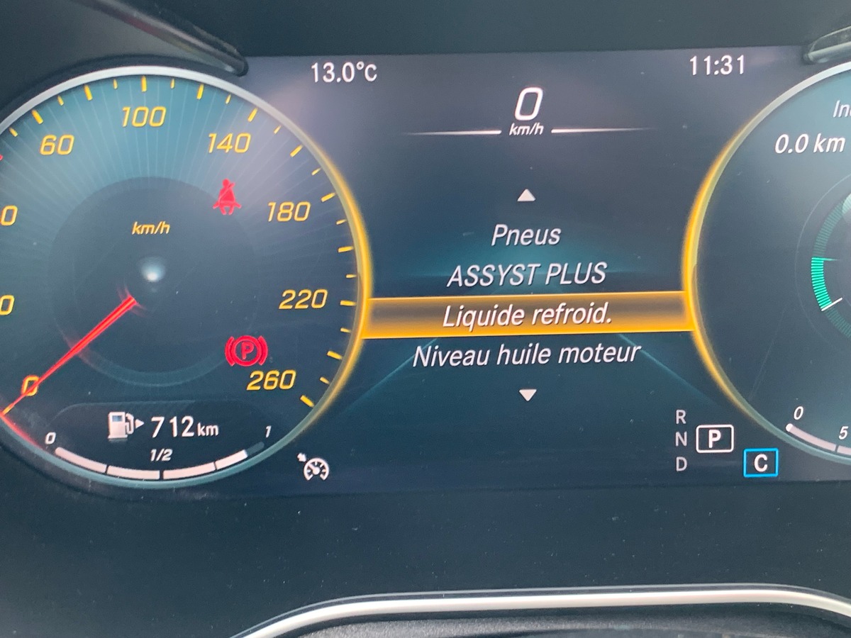 Mercedes-Benz Classe C Cabriolet 194 ch | AMG Line | Siéges électriques chauffants | Caméra de recul