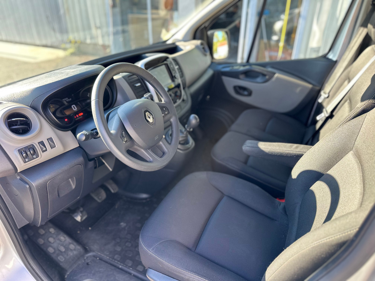 RENAULT Trafic Combi L1 1.6 dCi Energy 125 cv - CAMERA DE RECUL - CLIMATISATION - ECRAN AUTORADIO