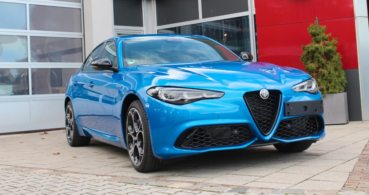 Alfa Romeo Giulia 2.0T 280ch Veloce Q4 AT8 Harman-Kardon Bleu Misano Métallisée