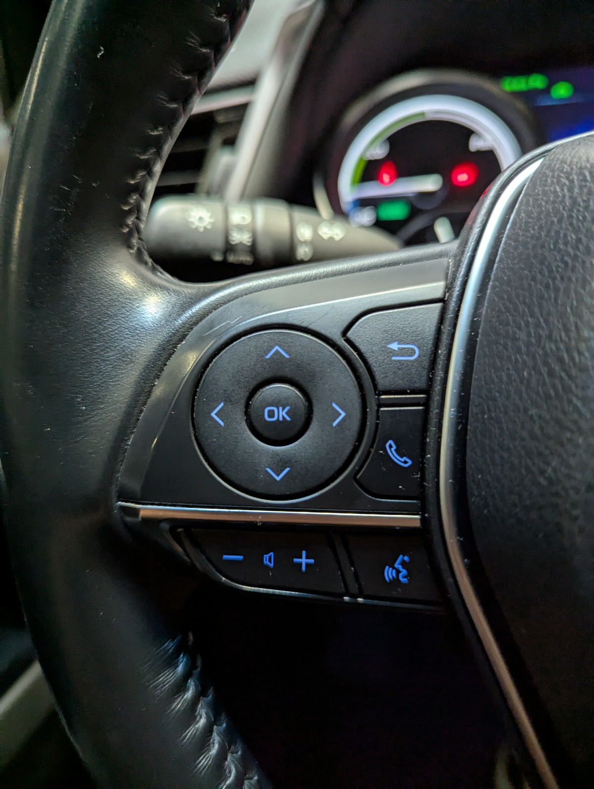 Toyota Camry 2.5 218h Design