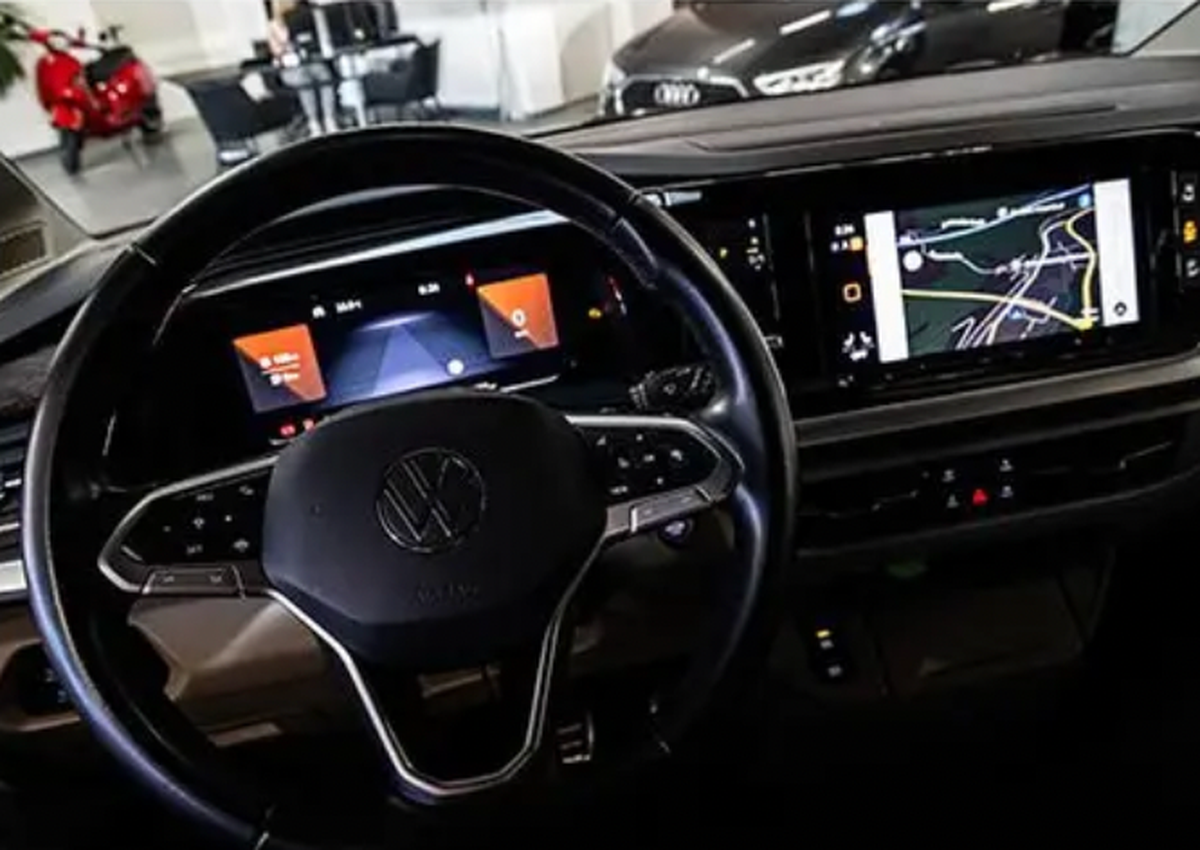 Volkswagen Multivan VII 1.4 eHybrid 218ch Style Court DSG6