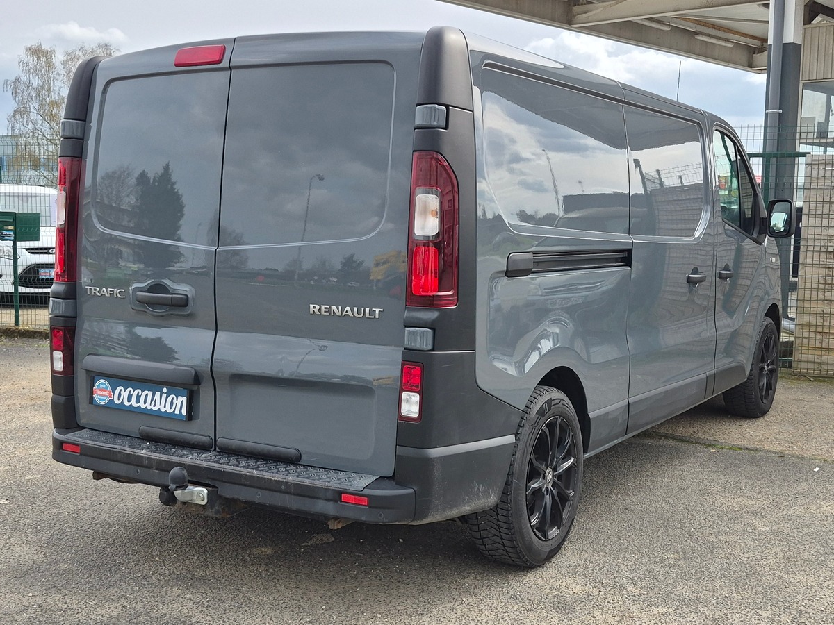 RENAULT Trafic DCI 170 BVA GRAND CONFORT L2H1