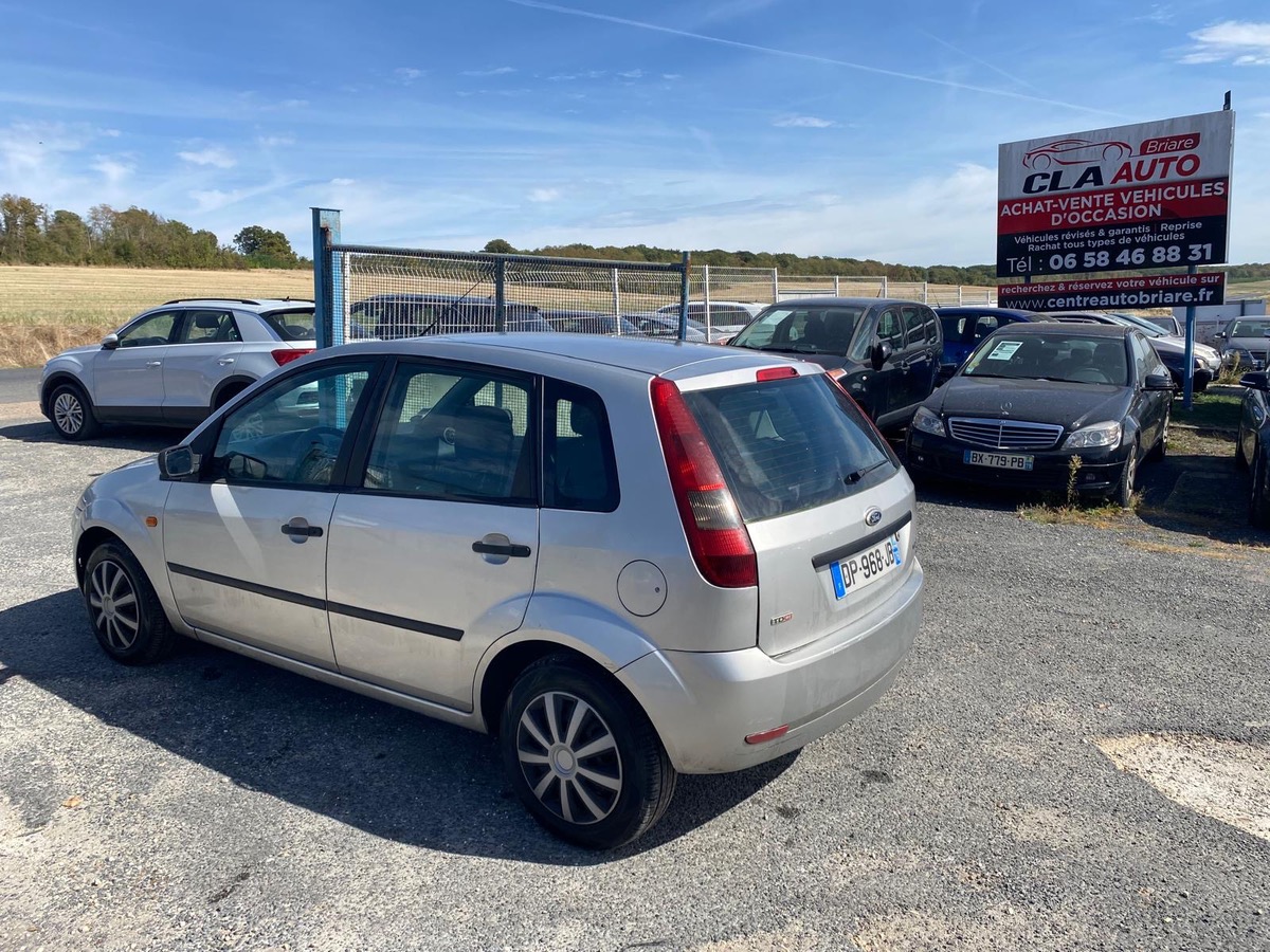 Ford Fiesta 1.4 tdci 70cv de 2004  prête a partir 