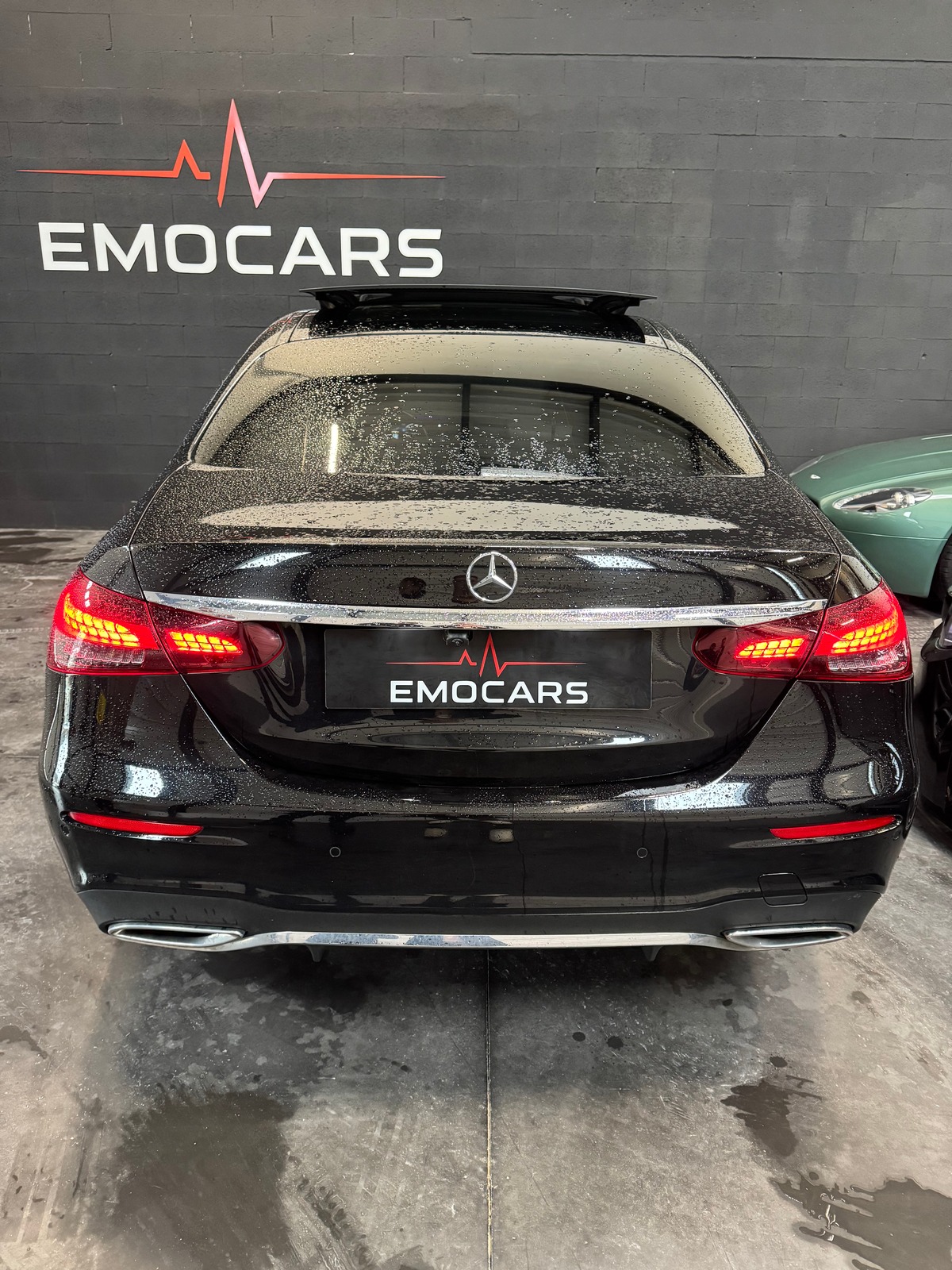 Mercedes Benz CLASSE E 220 D 194 AMG LINE 9G-TRONIC