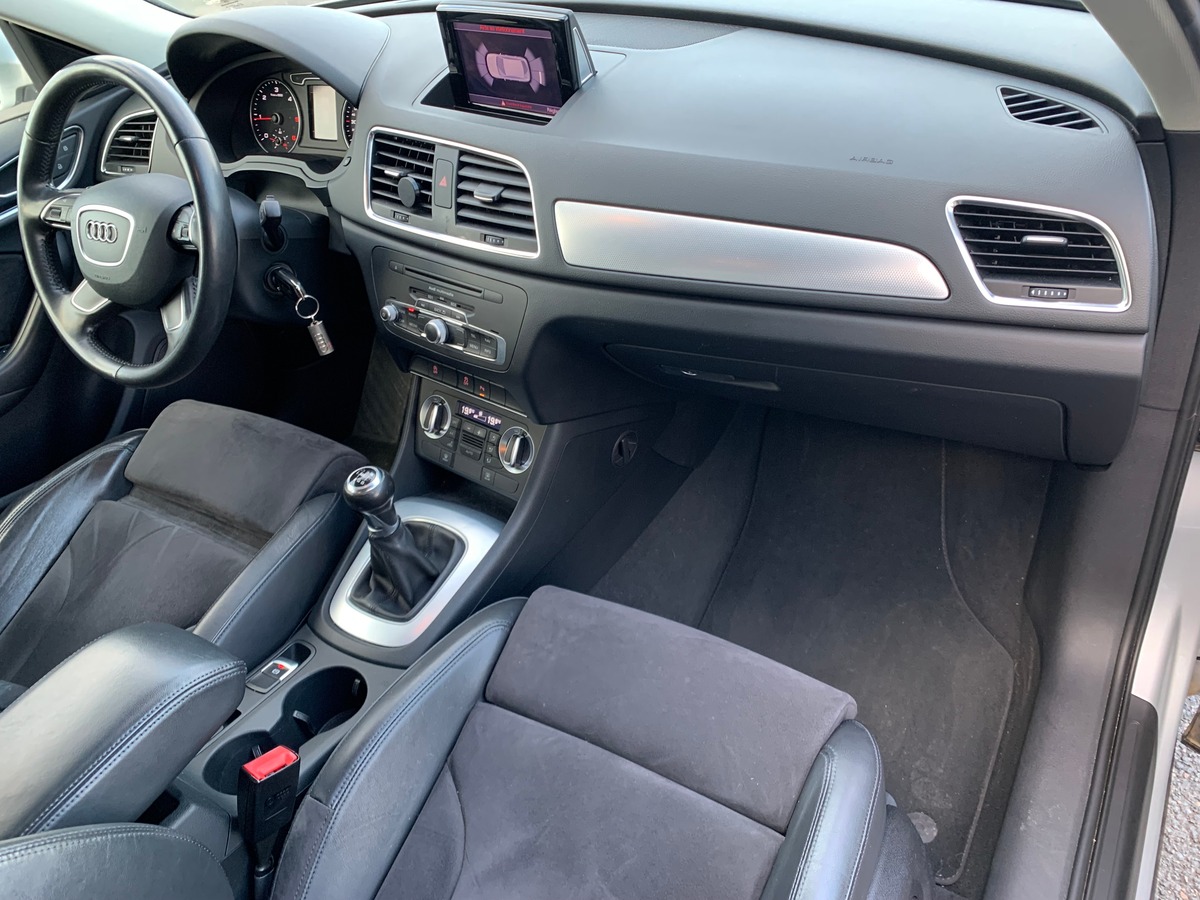 Audi Q3 177 | Sport design | Radar stationnement avant arriére | Régulateur vitesse | Attelage | Gps