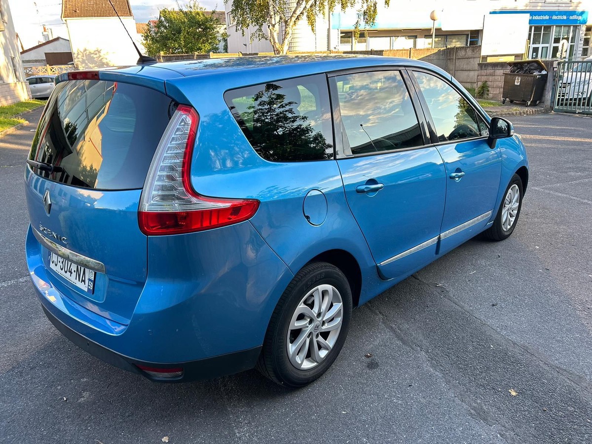 RENAULT Grand Scenic 1.6 DCI 130 CV dynamiques 4XCBLeus