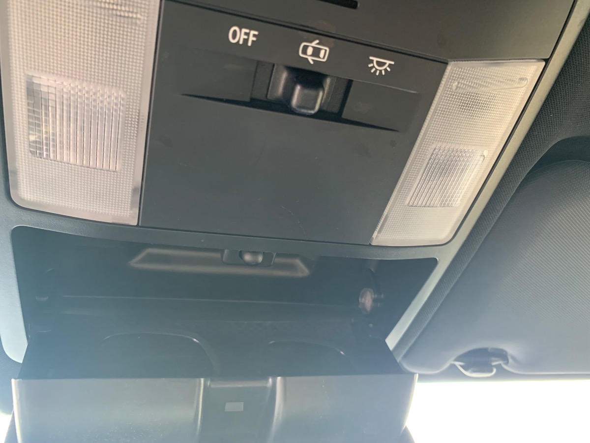 Toyota RAV4 143 | DESIGN | D-4D | 2WD | GPS | Caméra recul | Sièges avant sport | Régulateur vitesse