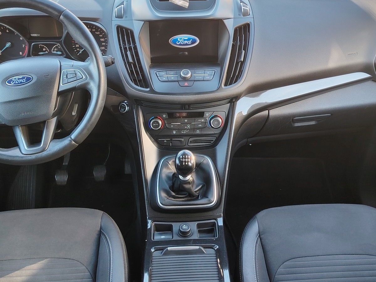 Ford Kuga ford kuga titanium flexifuel 1.5L S&S