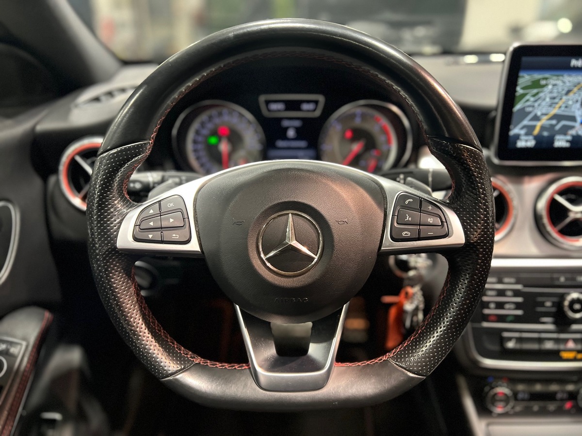 Mercedes-Benz CLA SHOOTING BRAKE 220 D 177 ch FASCINATION AMG 4MATIC 7G-TRONIC