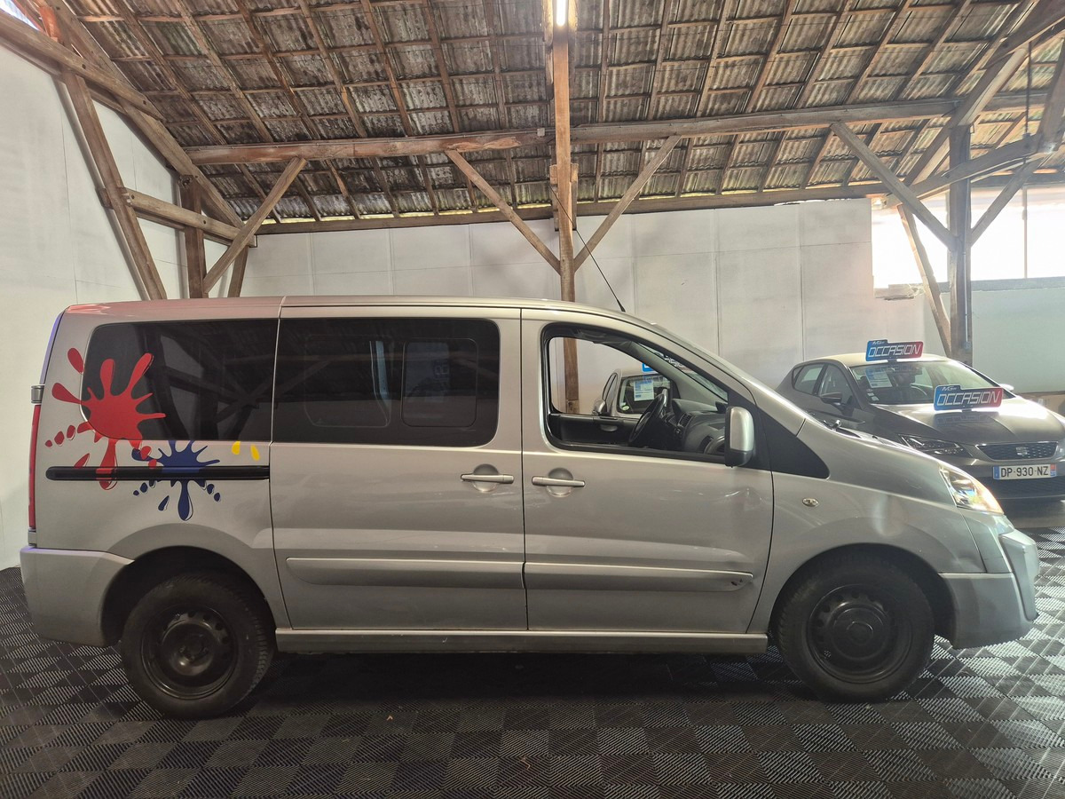 Fiat Scudo 2.0 JTD 122CV CONFORT MINI BUS 9 PLACES ( en prépa )