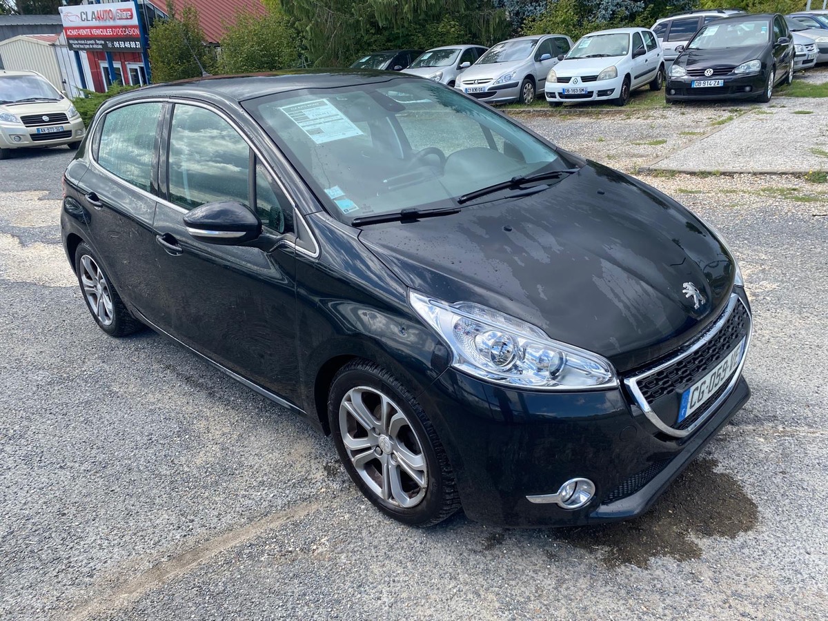 Peugeot 208 1.6 e-hdi 92cv allure gps 218000km